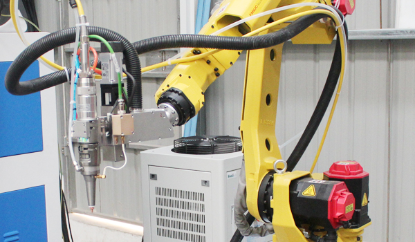 三維激光切割機可替代傳統(tǒng)的切邊模具和沖孔模具