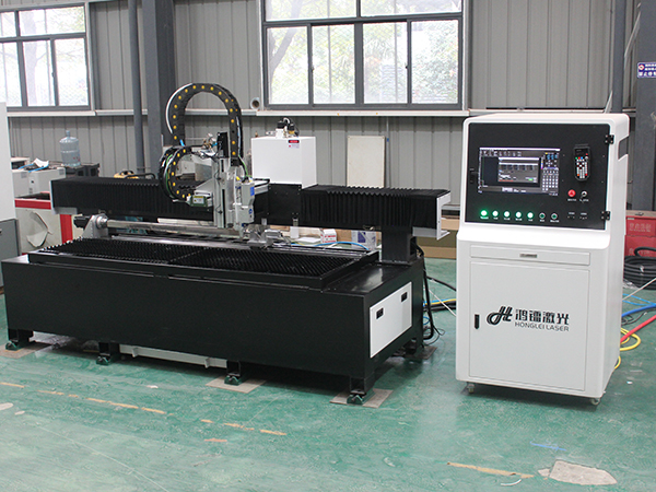 小臺面板管一體切割機